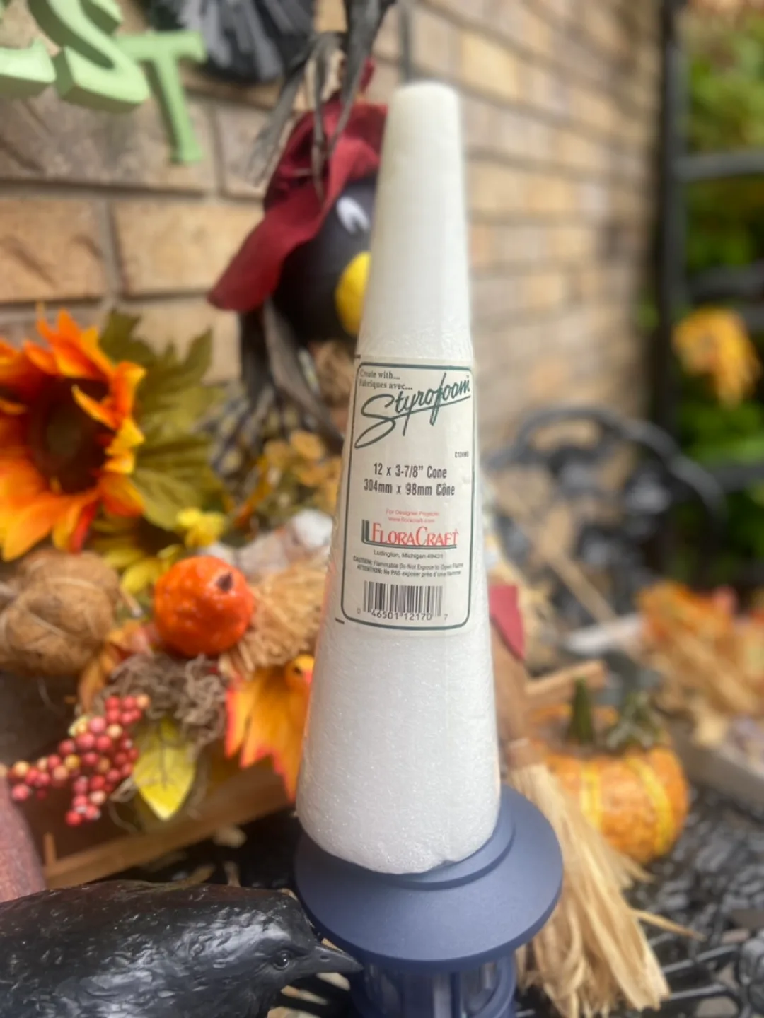 FloraCraft Styrofoam Cone, 12 x 3-7/8 inch image indicator(2)