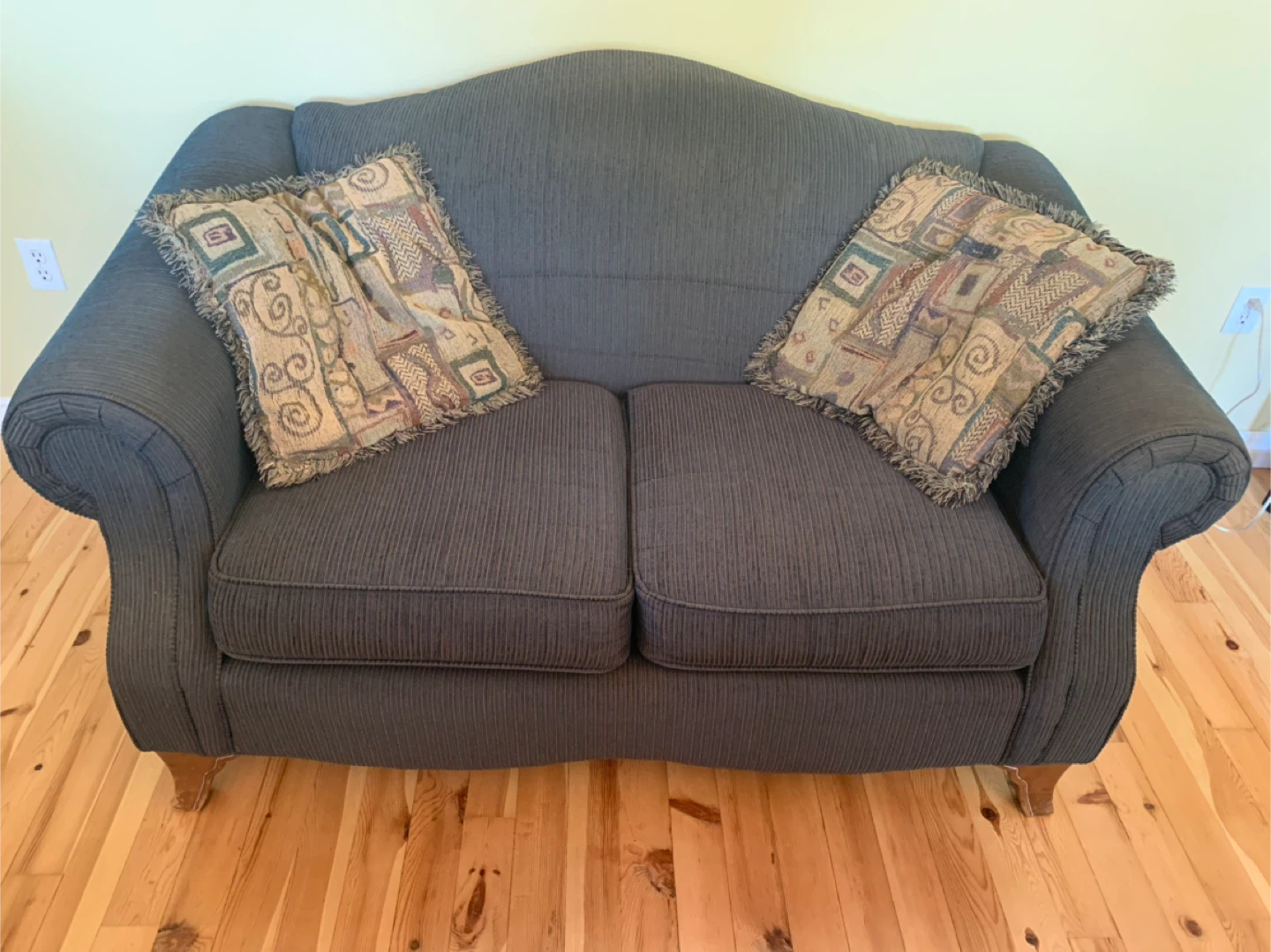 3 piece set -- Sofa,  Loveseat and La-z-boy - photo 3