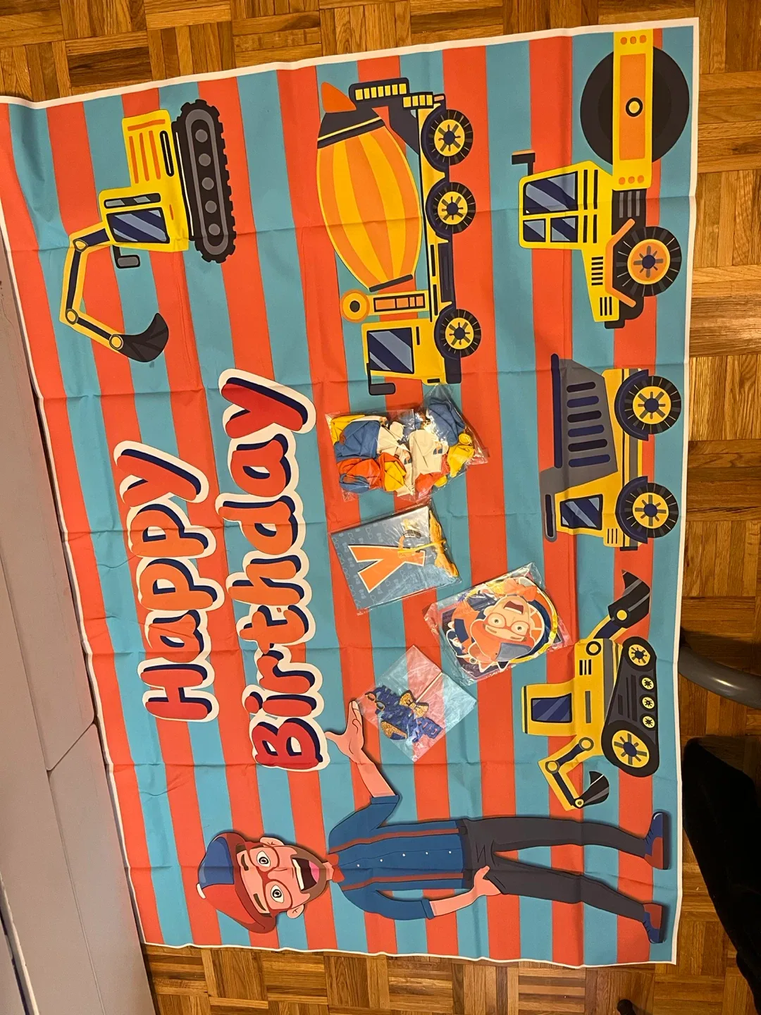 Blippi Birthday Party Supplies thumbnail
