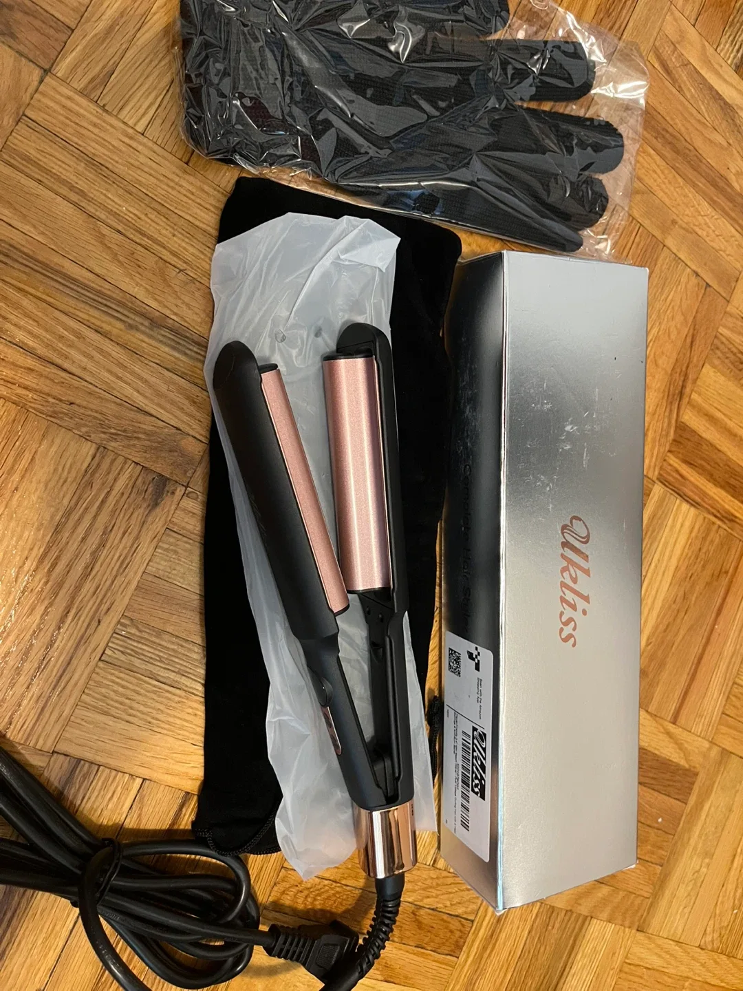 Ukliss Travel Mini Waver - Like New! thumbnail