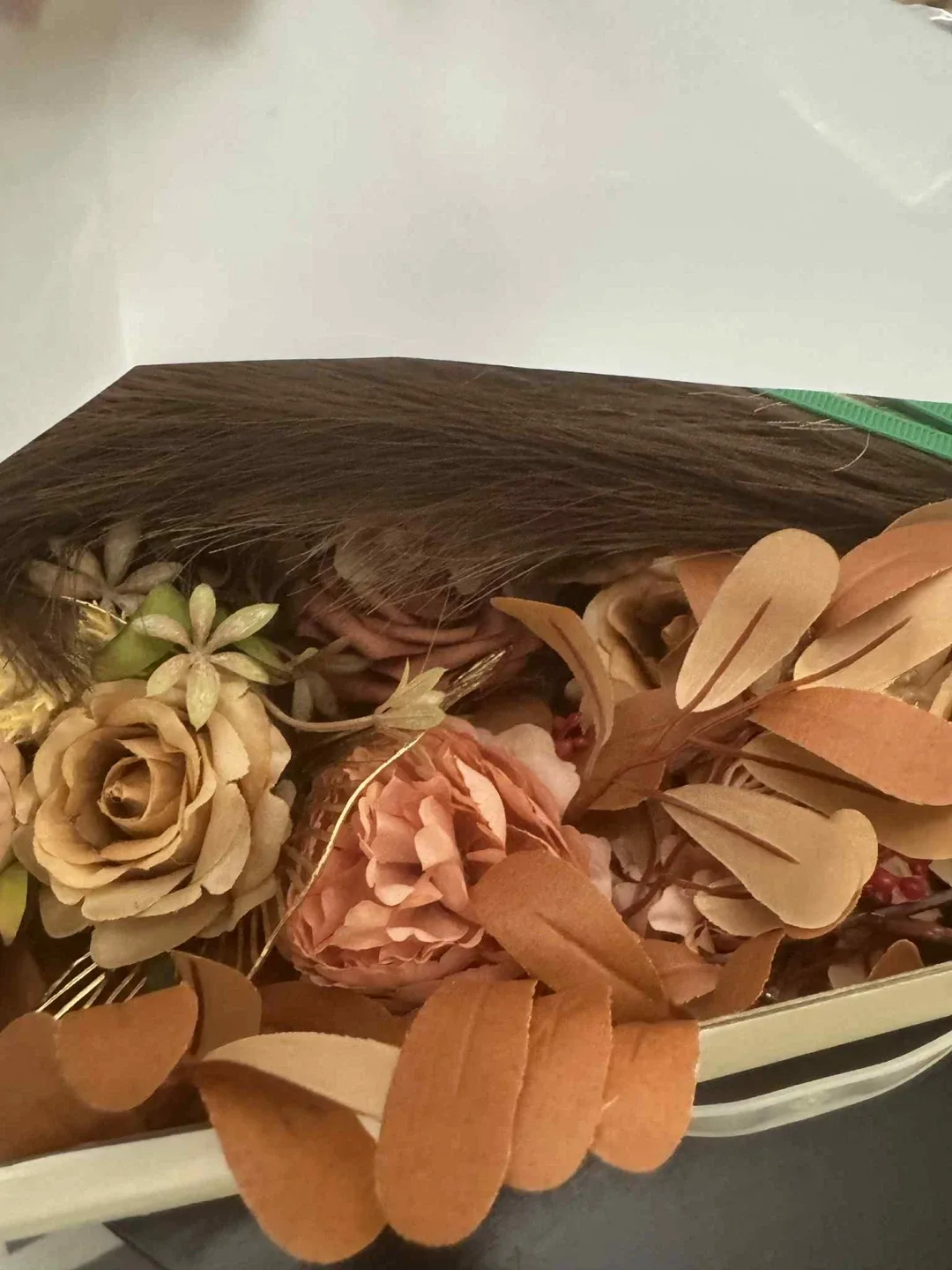 Lisuun Wedding Arch Flowers - Light Coffee & Dark Coffee image indicator(6)