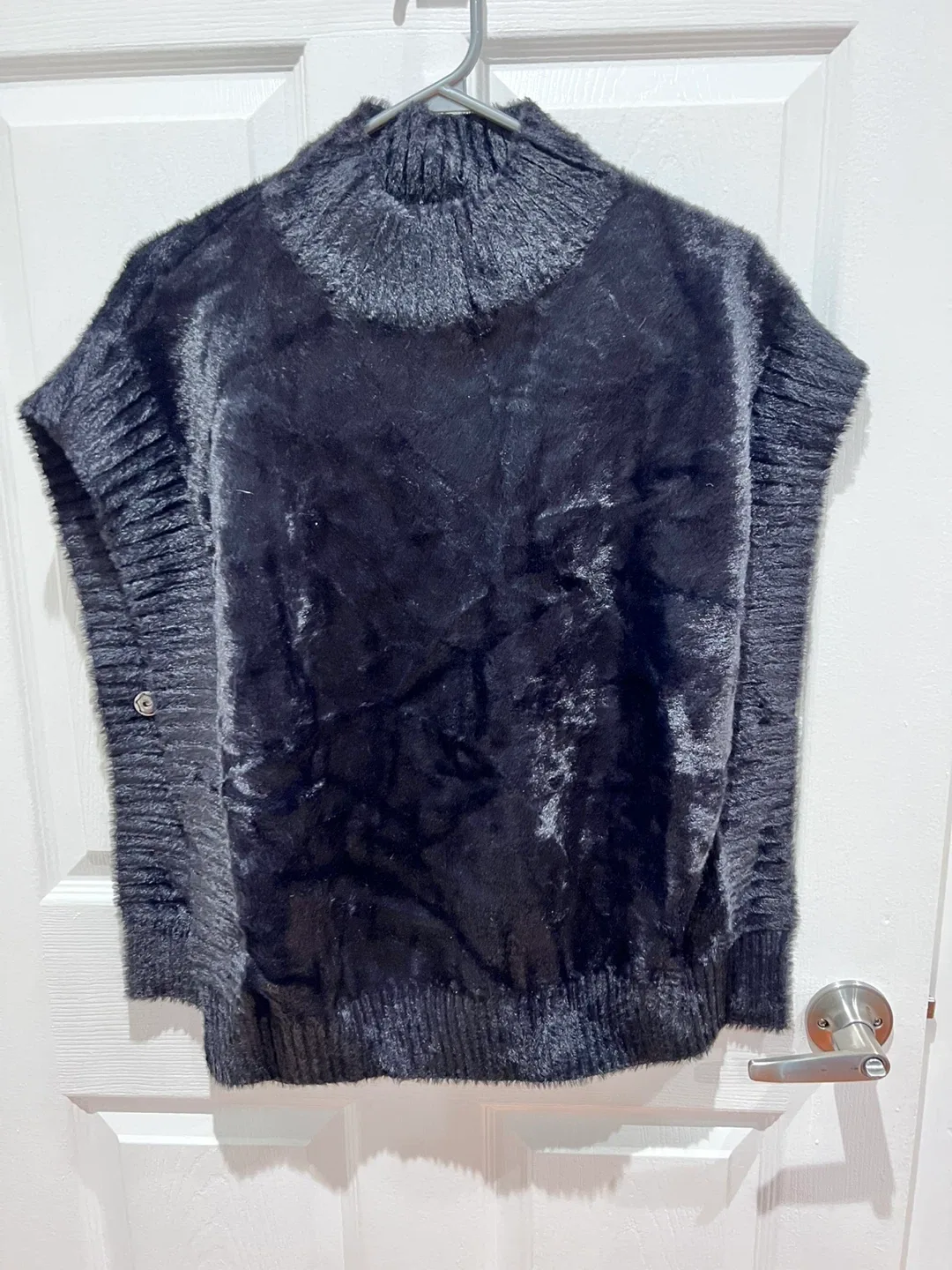Black poncho thumbnail