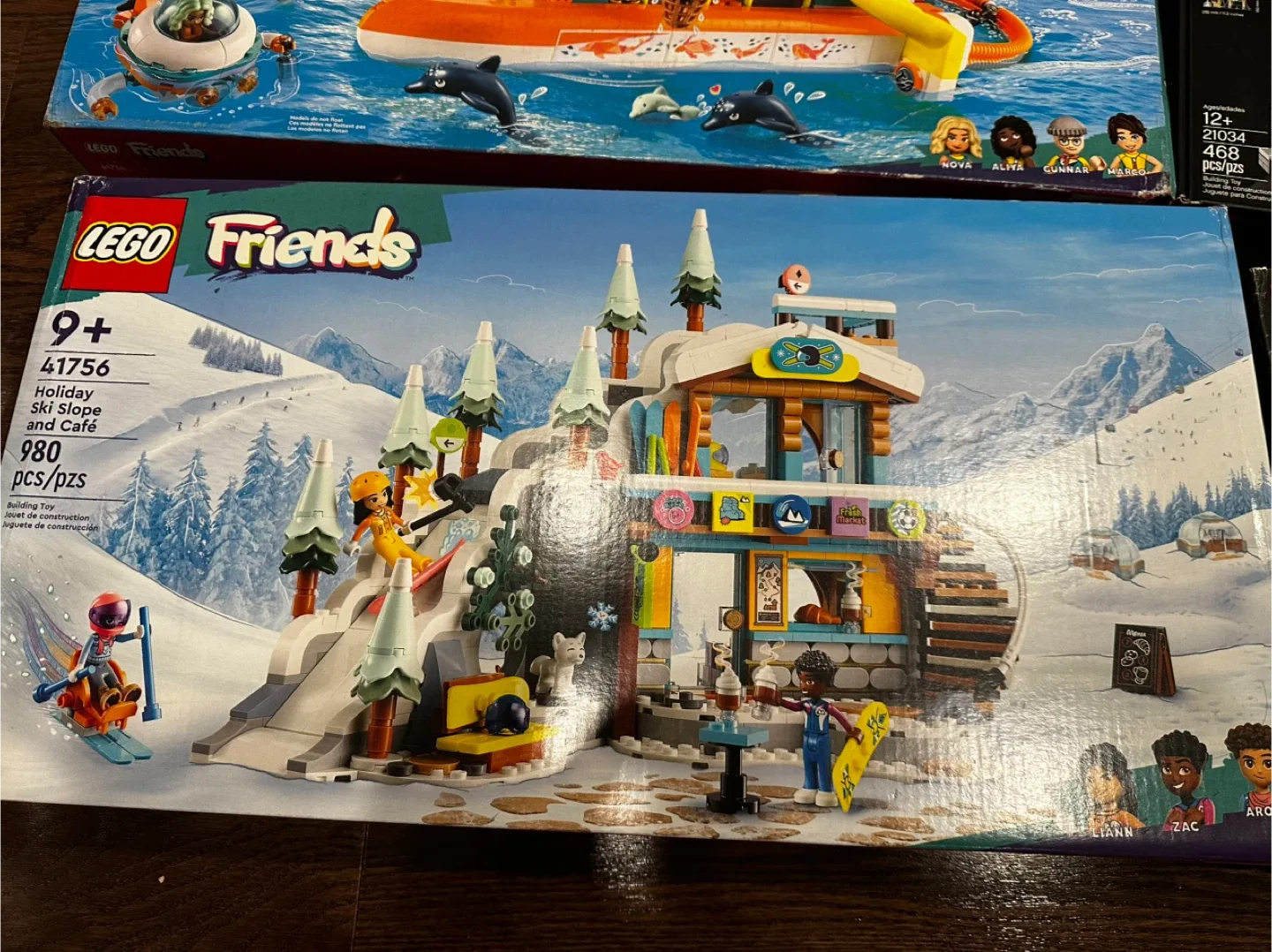 Assorted Lego sets image indicator(4)