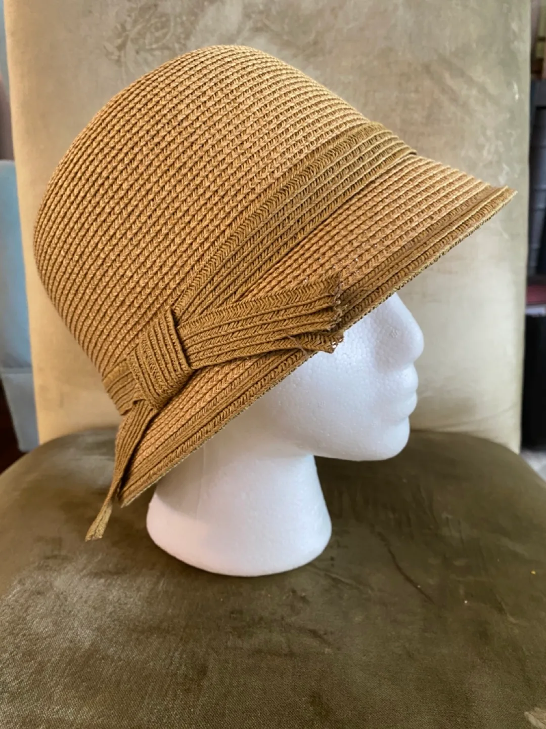 Lot of Felt and straw Hats image indicator(6)