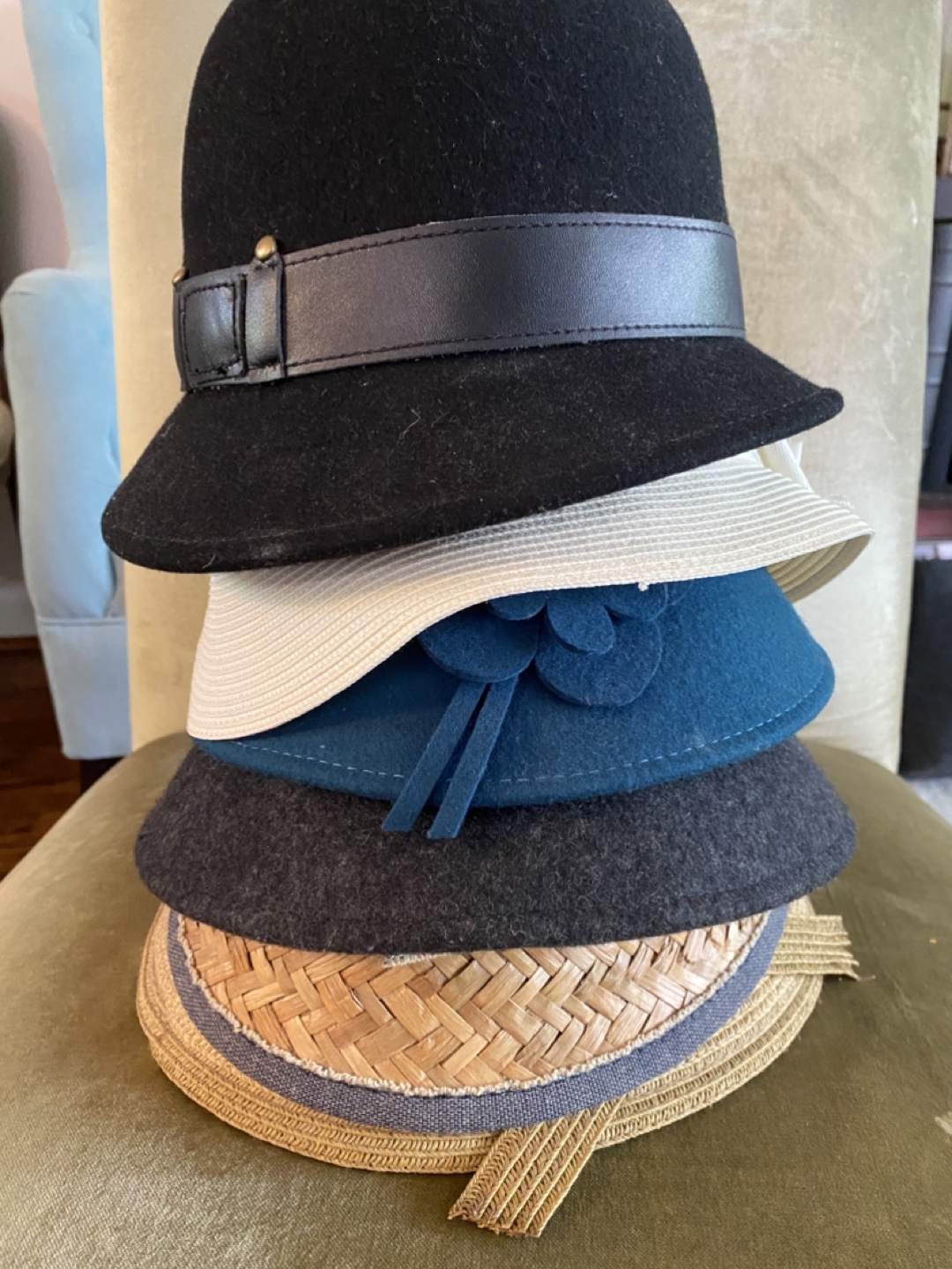 Lot of Felt and straw Hats