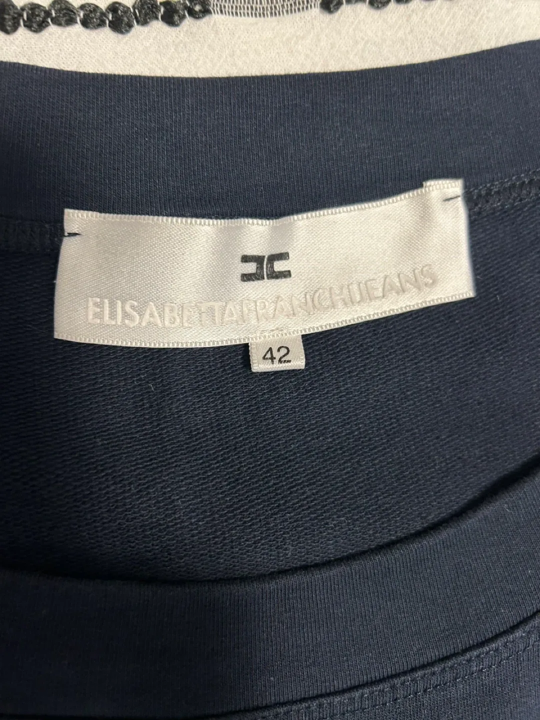 Elisabetta Franchi Italian Underground Luxury Top - Size 42 image indicator(2)