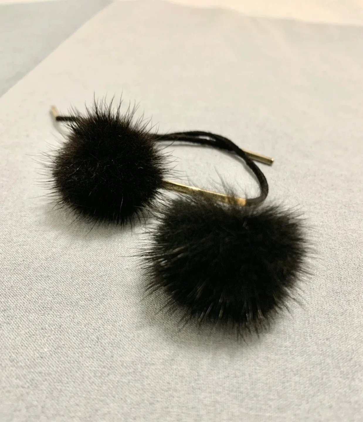 ✨FREE✨ #freecycle  pompom ring and bracelet match! thumbnail
