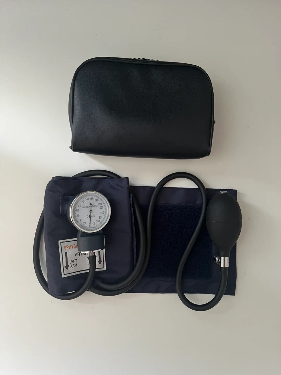 Littmann Stethoscope & Sphygmomanometer image indicator(3)