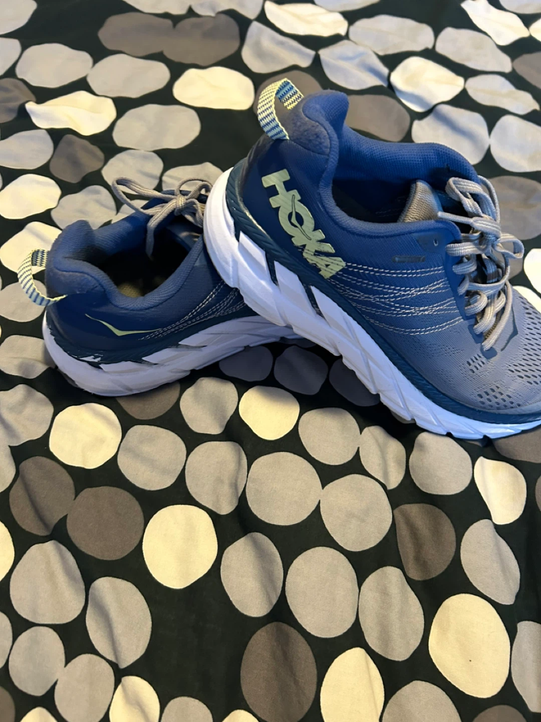 Hoka Clifton  - US 8