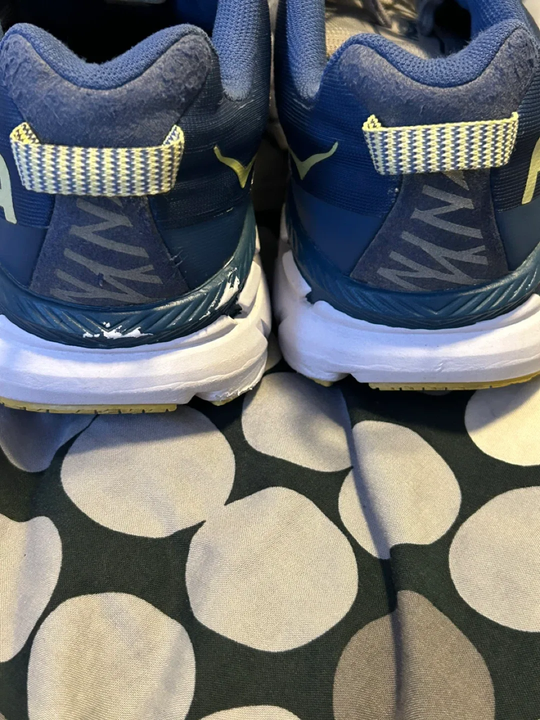 Hoka Clifton  - US 8 image indicator(6)