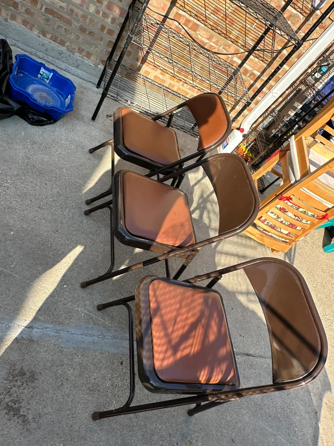 Set of 3 Brown Folding Chairs - photo 2