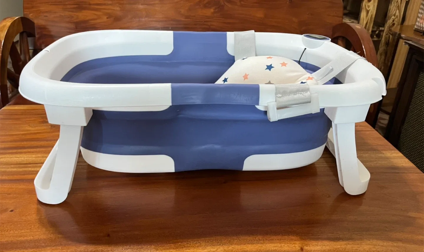 Foldable Baby Bathtub with Pad image indicator(3)