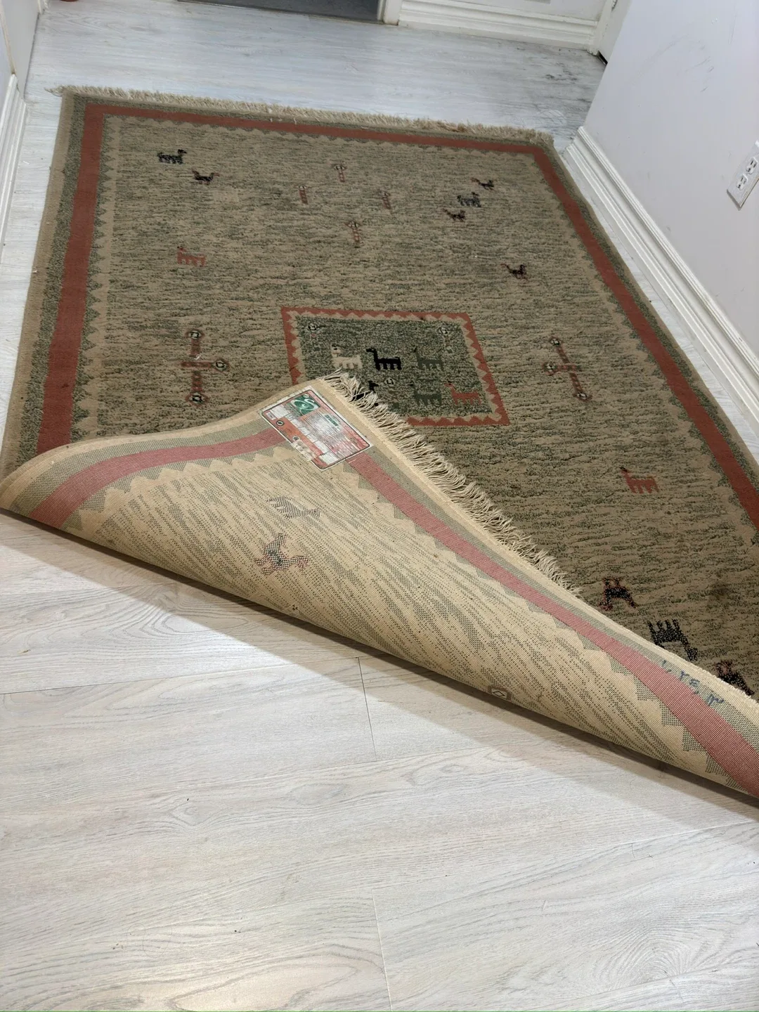 Persian Rug (7ft x 5ft) image indicator(3)