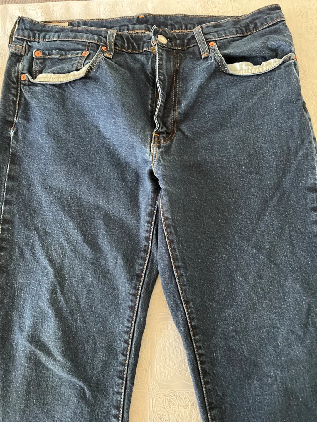 Levi's Premium Jeans image indicator(3)