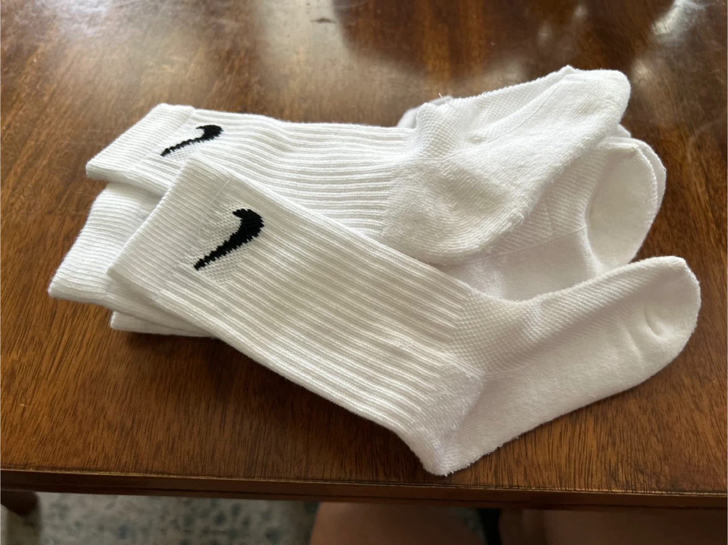 5 pairs Kids Nike White Socks NEW size 5-6 - photo 2