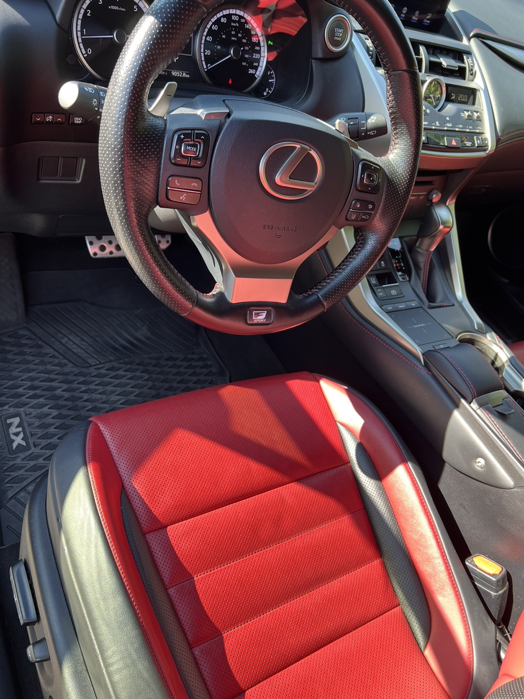 2020 LEXUS  NX300 F SPORT - photo 5