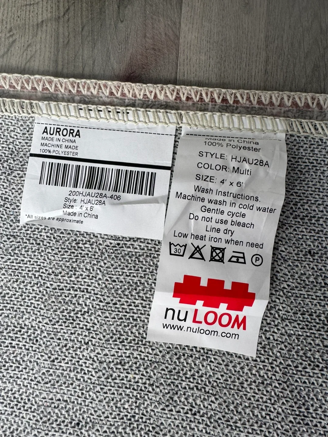 nuLOOM Aurora Rug, 4' x 6' image indicator(3)