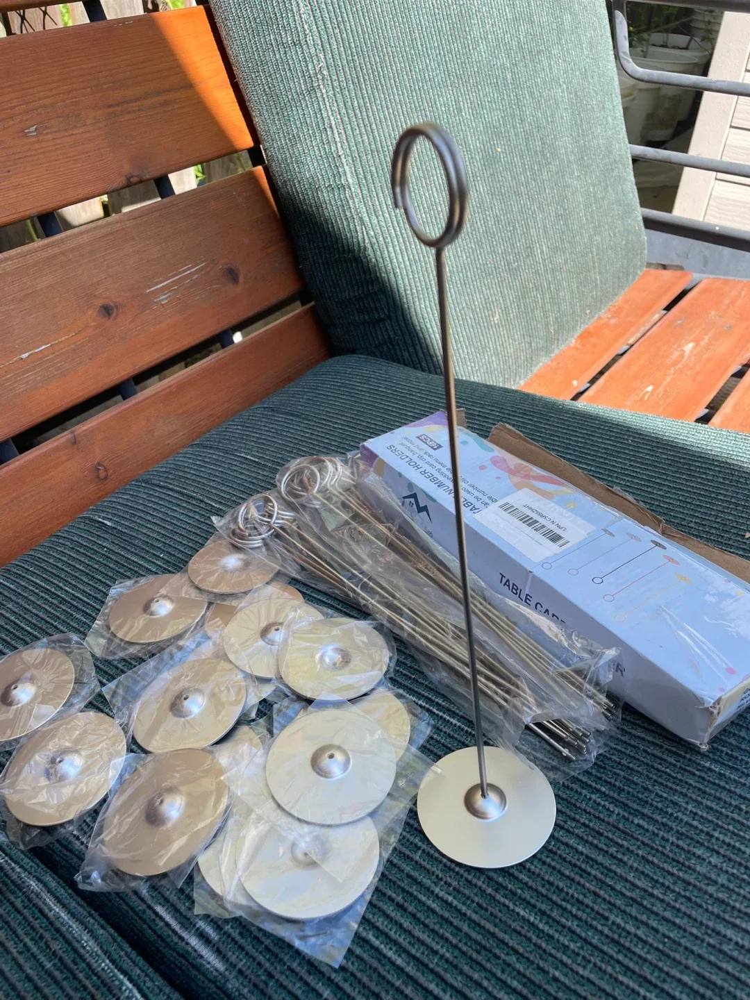 BRAND NEW 16 Pcs Table Card Holders Numbers Seats Stands thumbnail