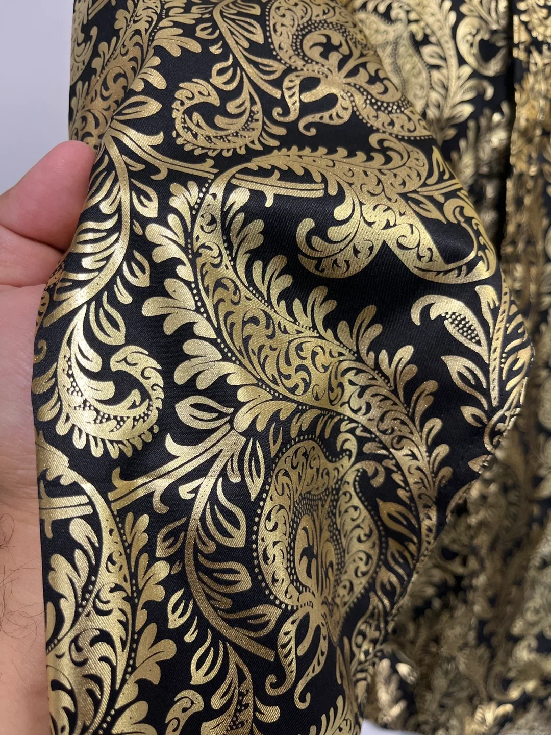 New COOFANDY Men's Gold Paisley Shirt - Size L image indicator(4)