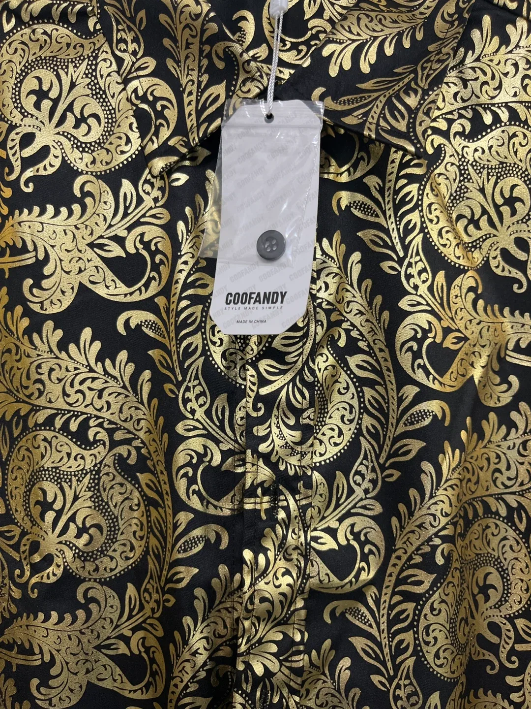 New COOFANDY Men's Gold Paisley Shirt - Size L image indicator(2)