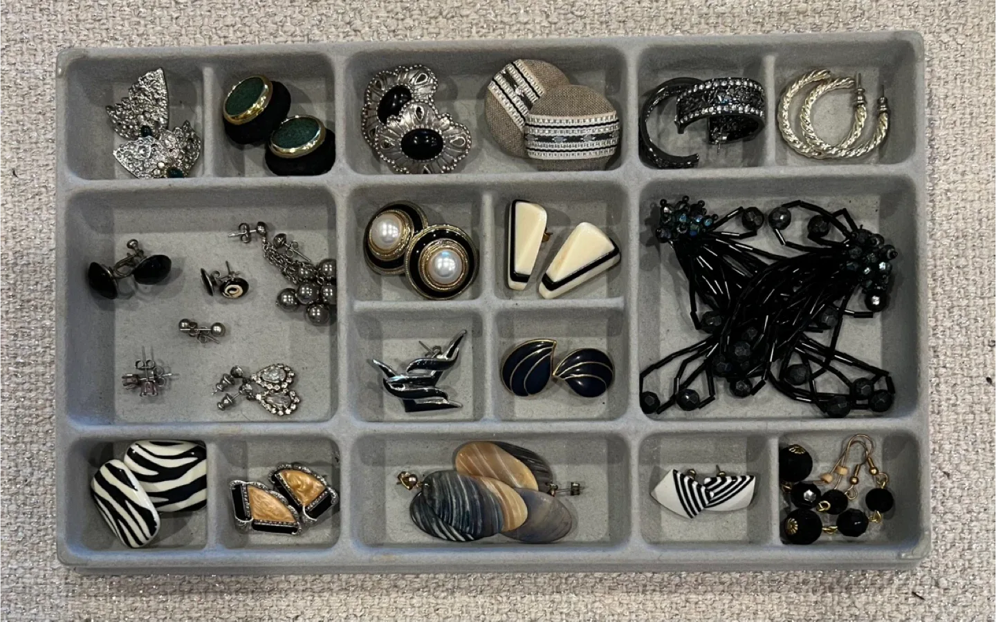 Collection Of Vintage Earrings (Part 2) thumbnail