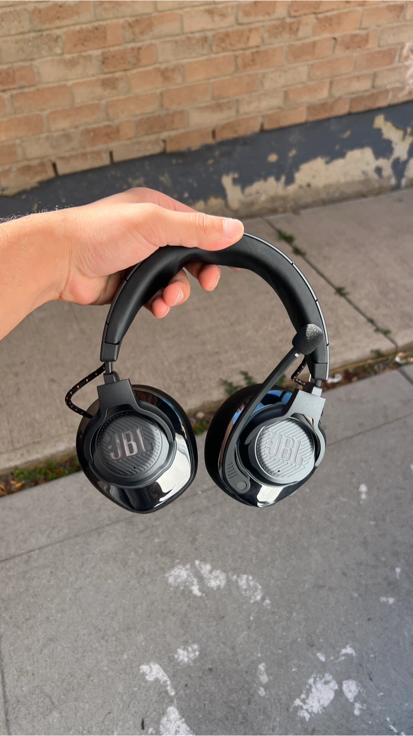 JBL Quantum One Gaming Headset