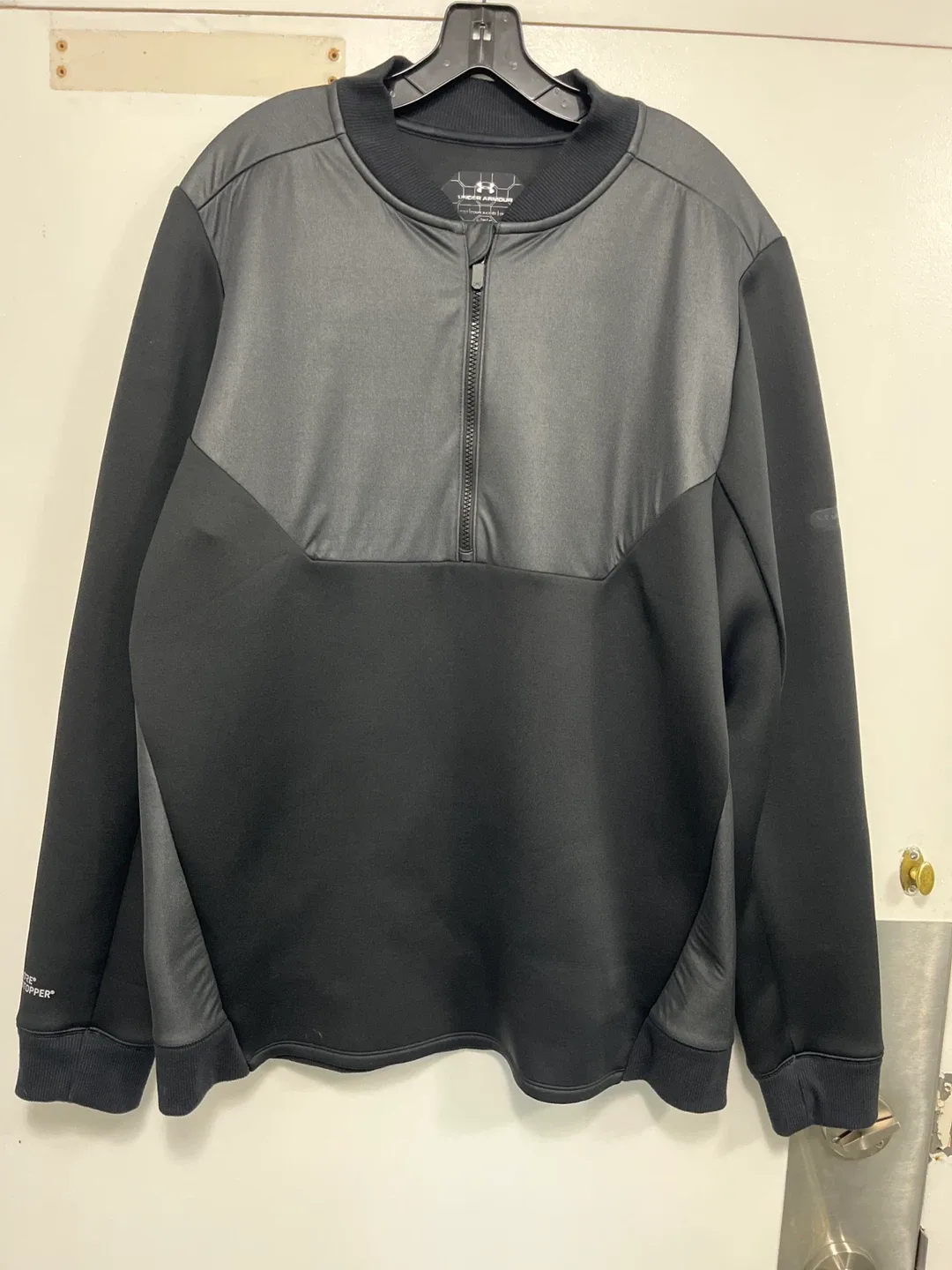 New Under Armour Black Jacket - Size XL thumbnail