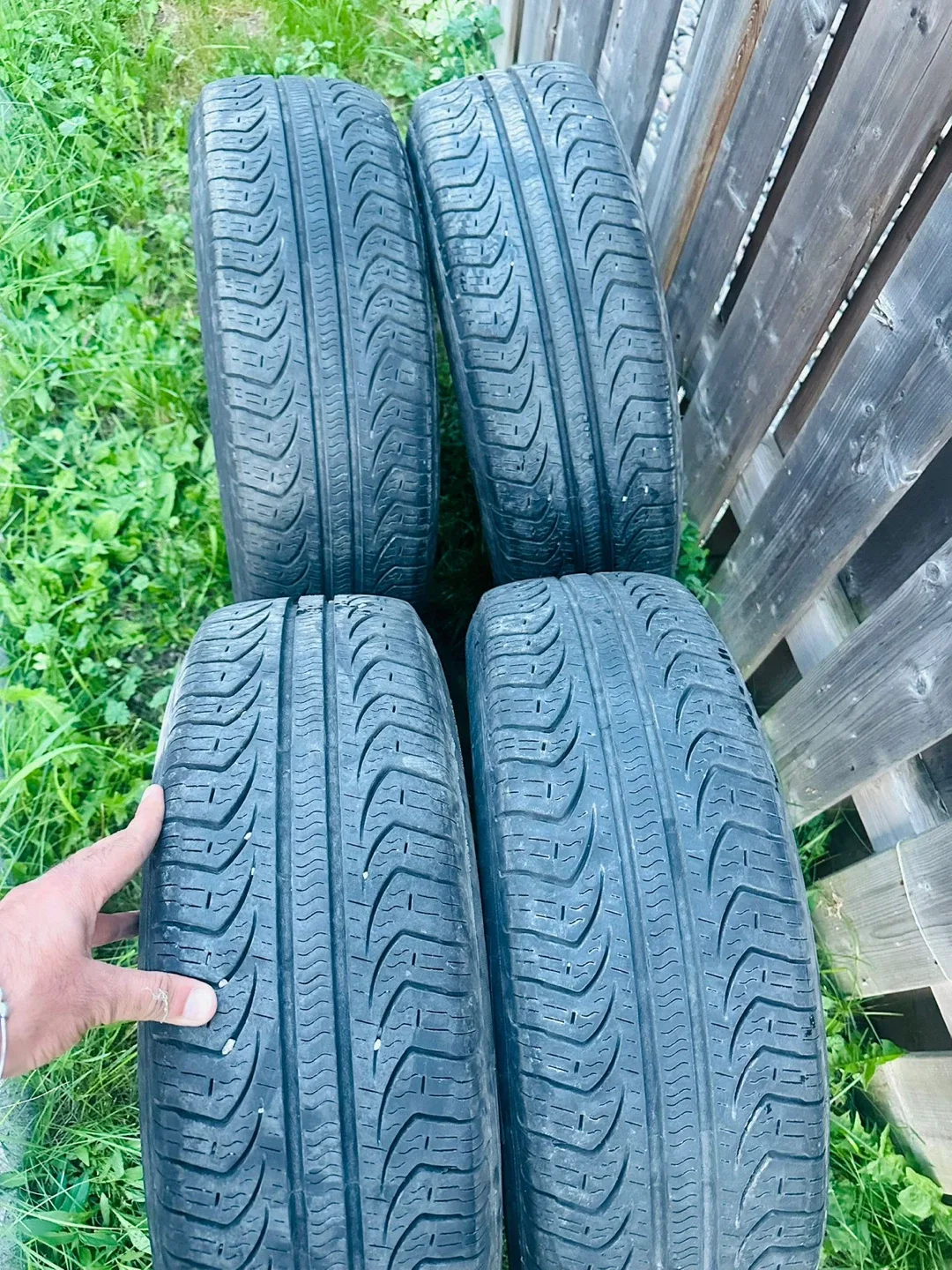 Pirelli P195/65R15 91T Tires - Set of 4 image indicator(6)