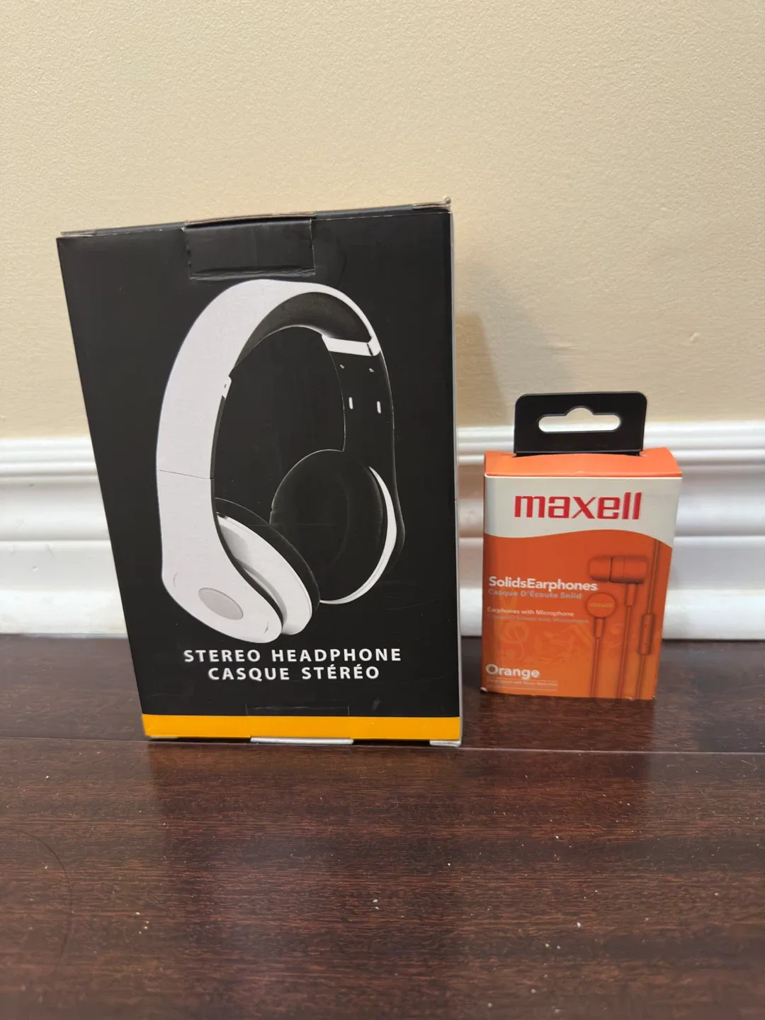 Maxell Stereo Headphone & SolidsEarphones Orange thumbnail