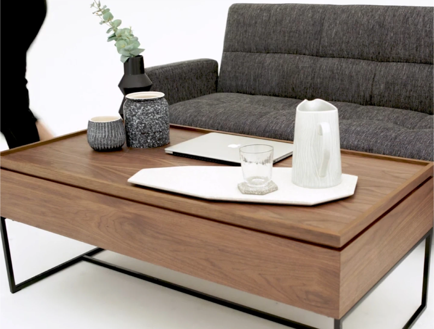 Used Good Condition Structube lift Coffee Table - photo 2