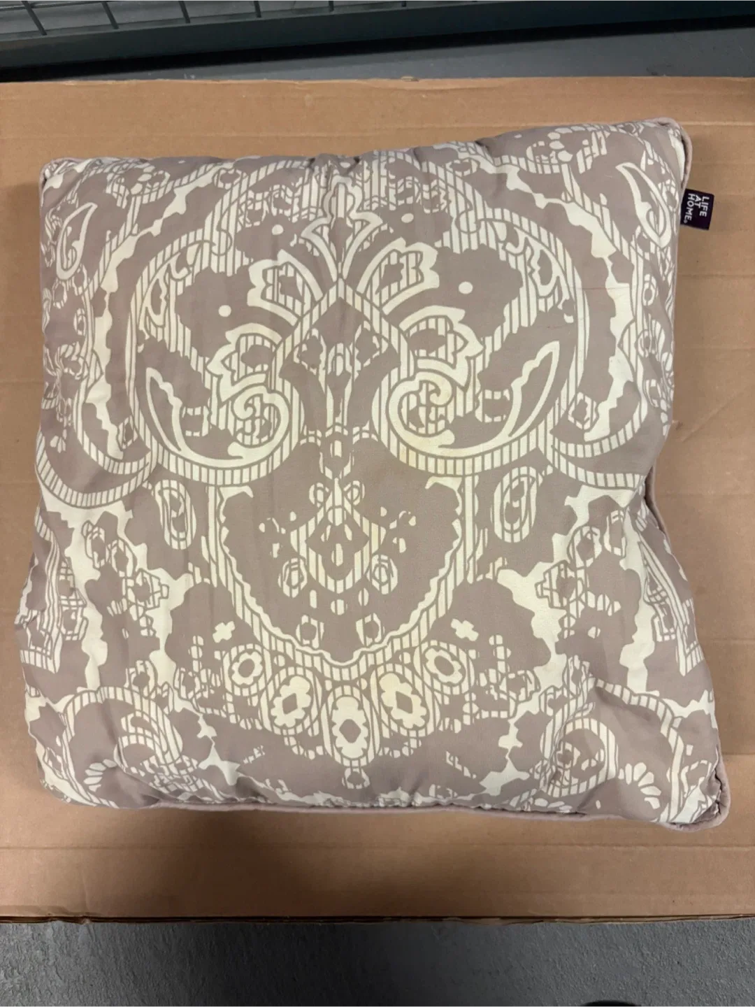 Life At Home Très Grand Lit 5-Piece Bedding Set image indicator(2)