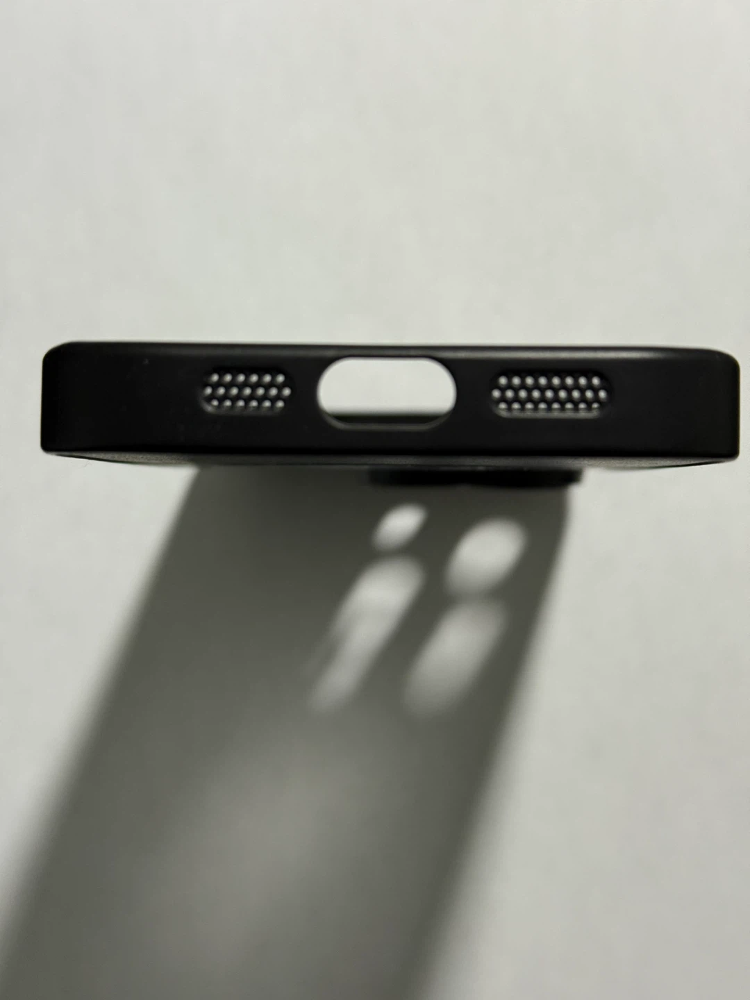 iPhone 16 Pro Protective Case with Lens Cover - photo 3