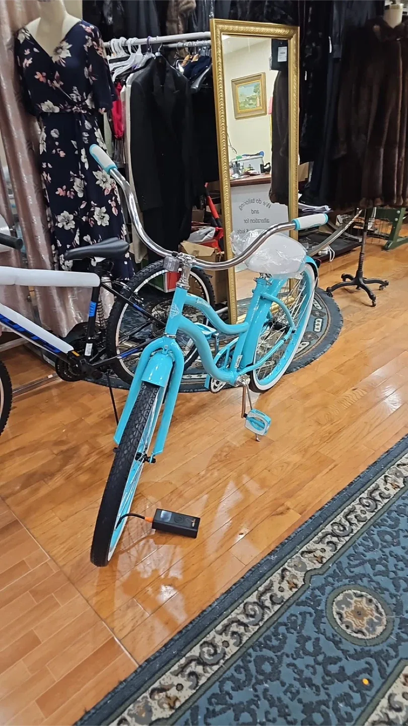 Huffy Women/ girls Turquoise Bike passport photo included image indicator(5)