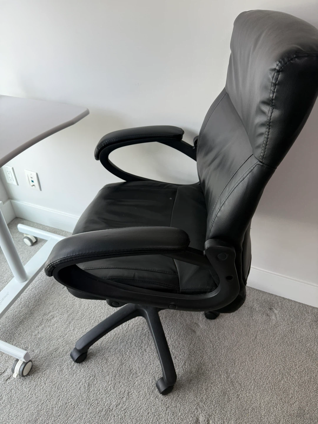 Black Office Chair & Height Adjustable Desk - photo 2