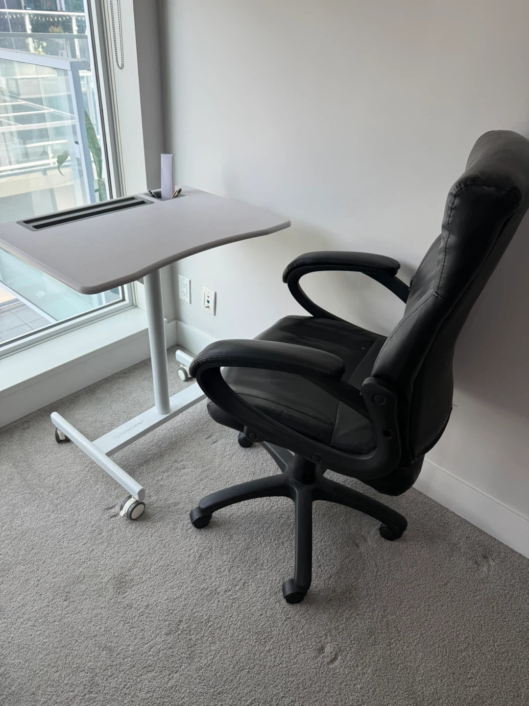 Black Office Chair & Height Adjustable Desk