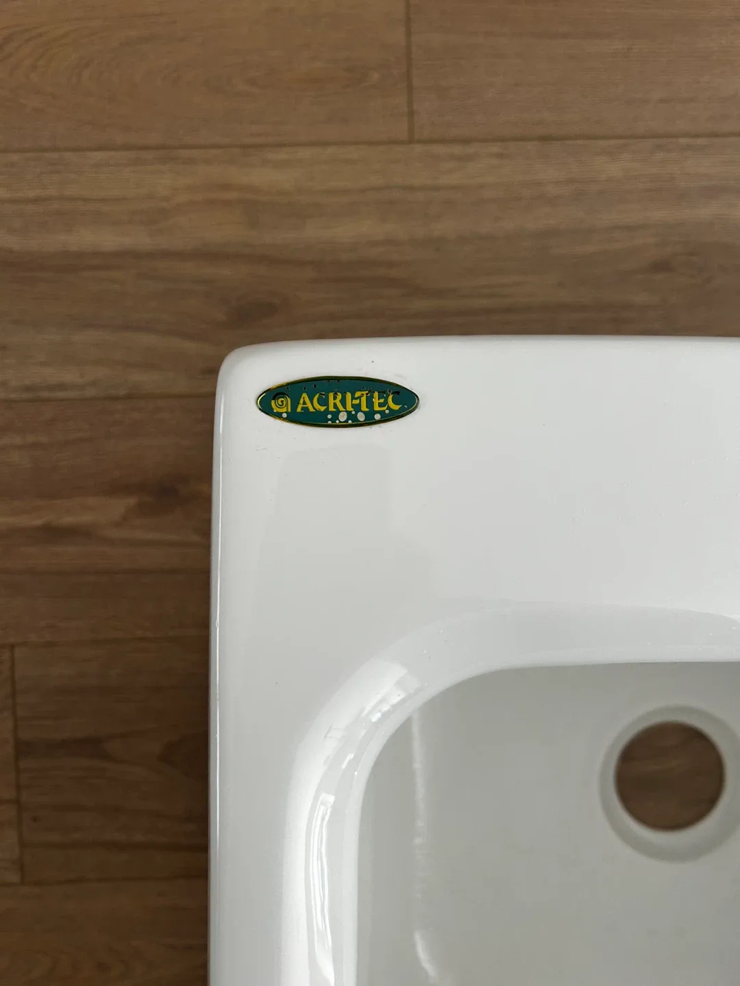 Deluxe Laundry Tub 27”x 22”x 14” deep, New costs $400 image indicator(4)