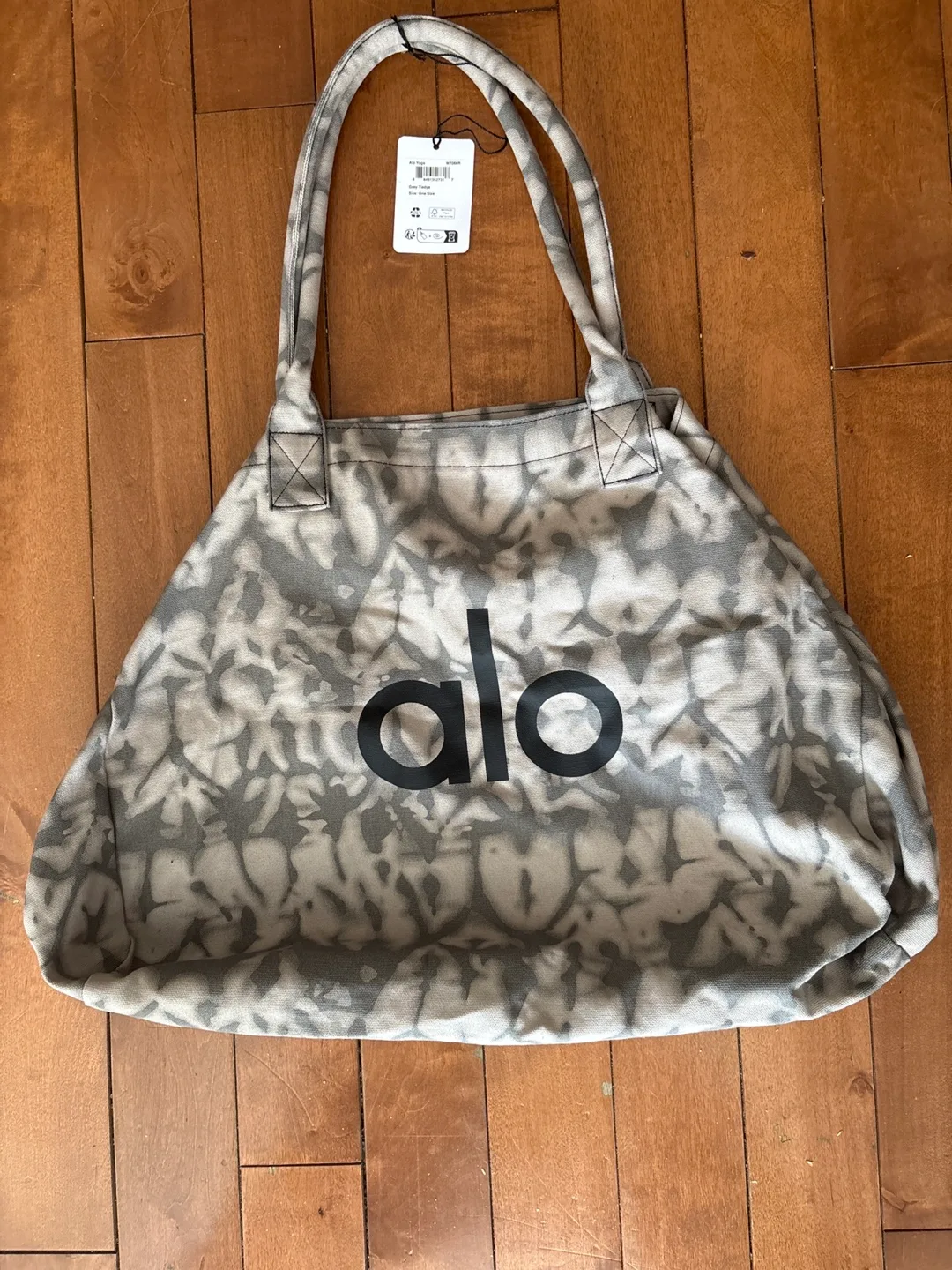 Alo Yoga Tie Dye Tote Bag thumbnail