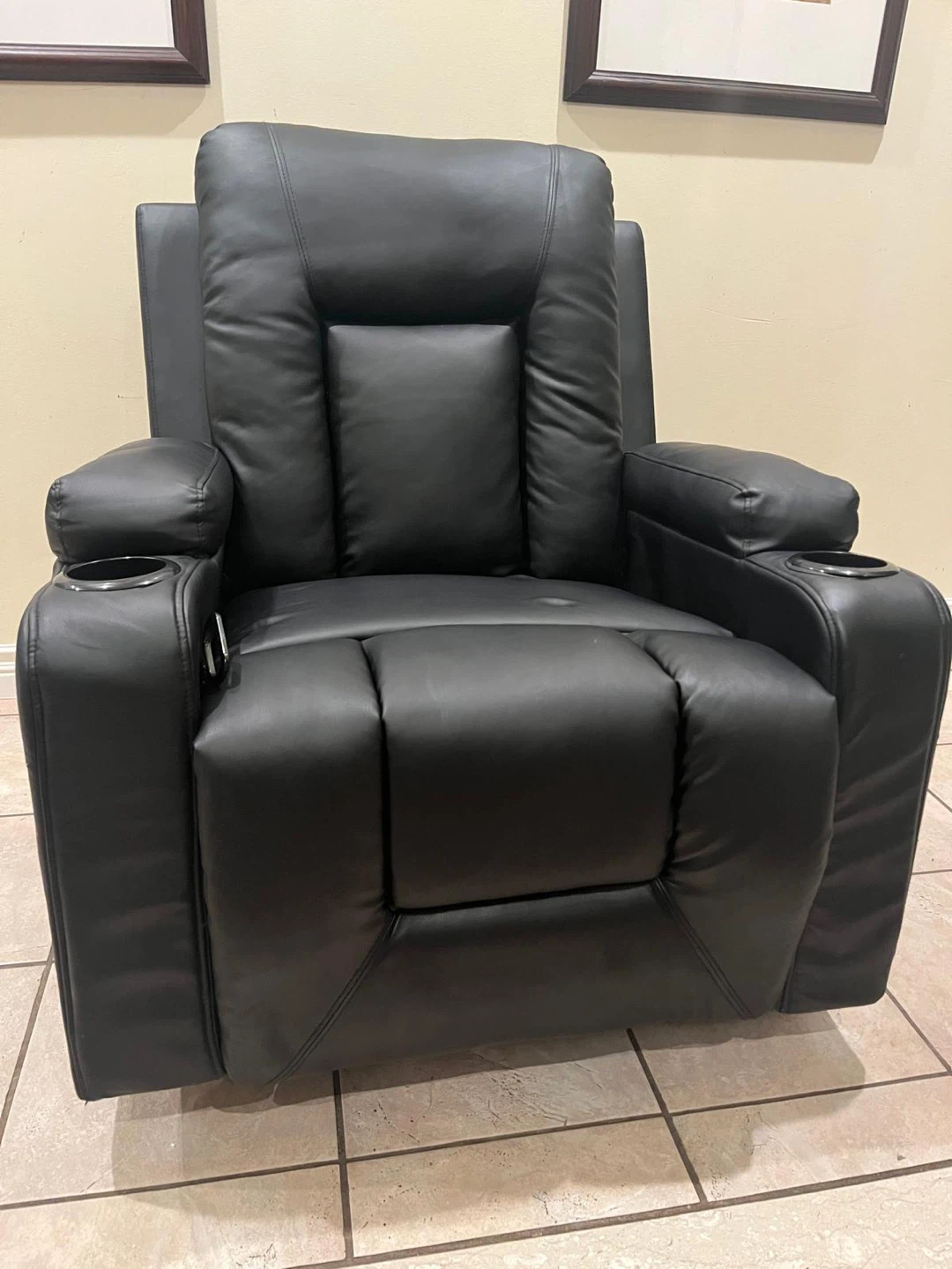 New / display item 360 swivel  manual recliner $150 price firm - photo 4