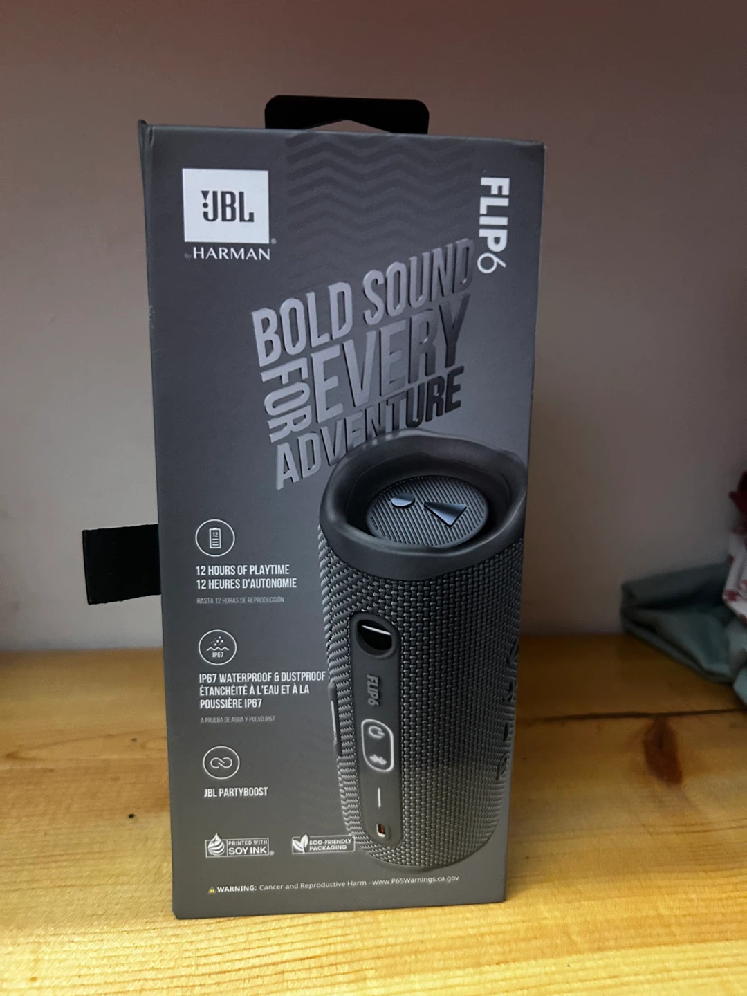 JBL Flip 6 Portable Bluetooth Speaker - Like New! - photo 5