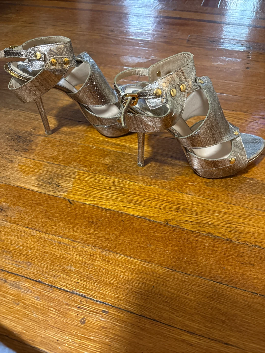 Christian Dior Gold Metallic Heels, Size 38 - photo 5