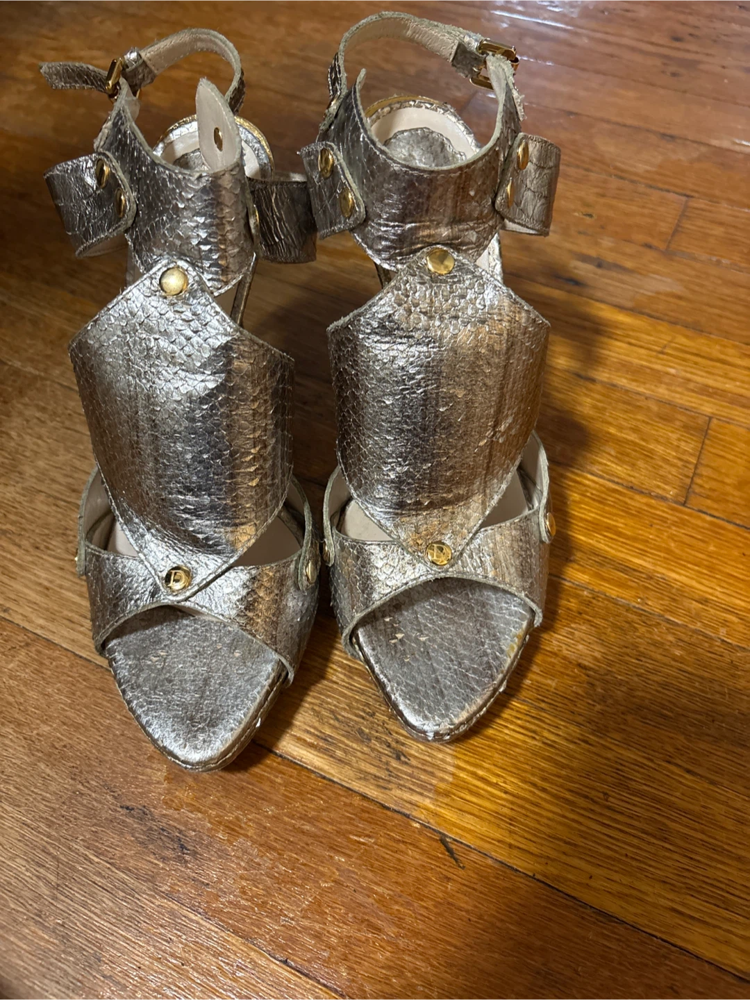 Christian Dior Gold Metallic Heels, Size 38 - photo 2