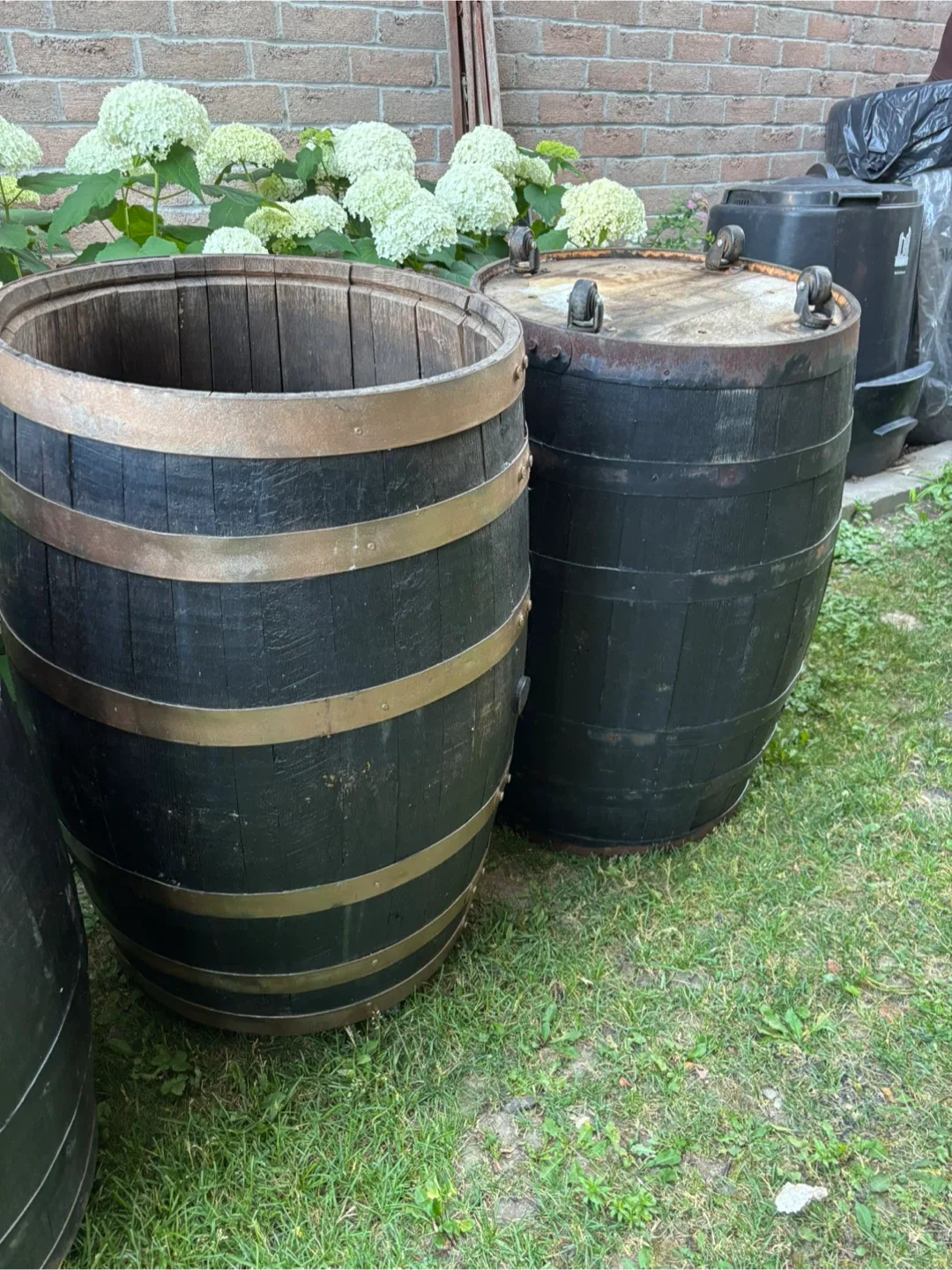 FULL OAK BARREL PLANTERS WITH WHEELS image indicator(4)