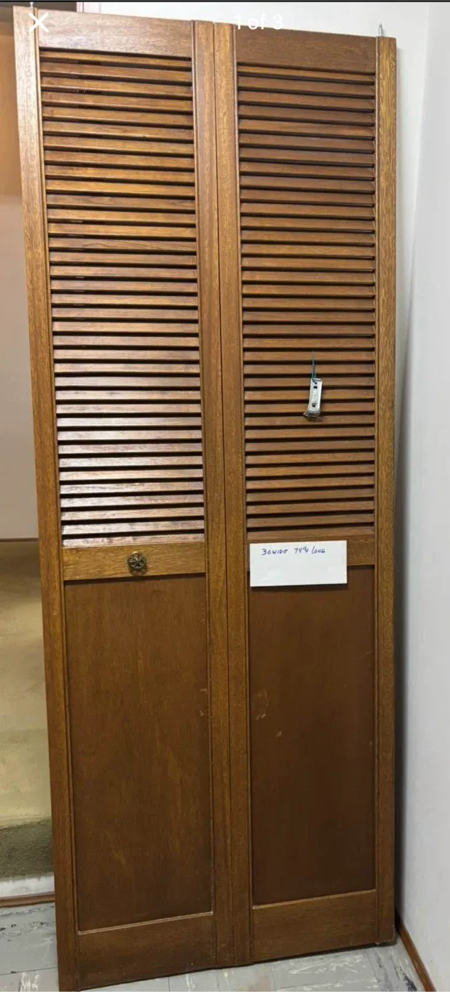 Wooden Bi-Fold Door thumbnail