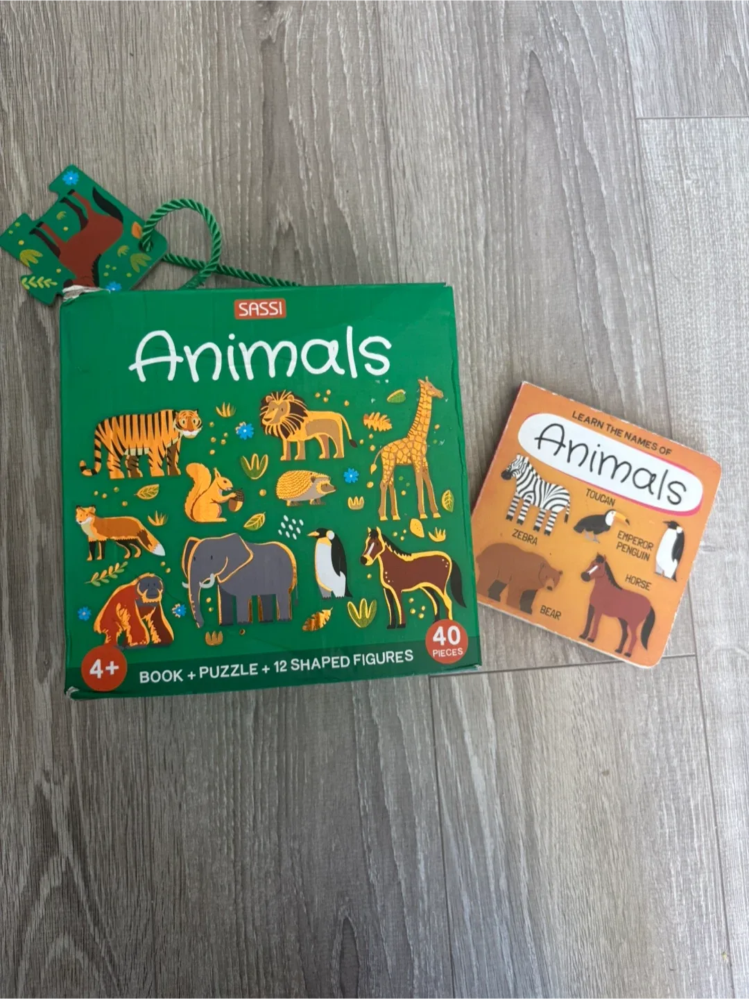 Sassi Junior Animals Book & Puzzle Set 4+ image indicator(2)