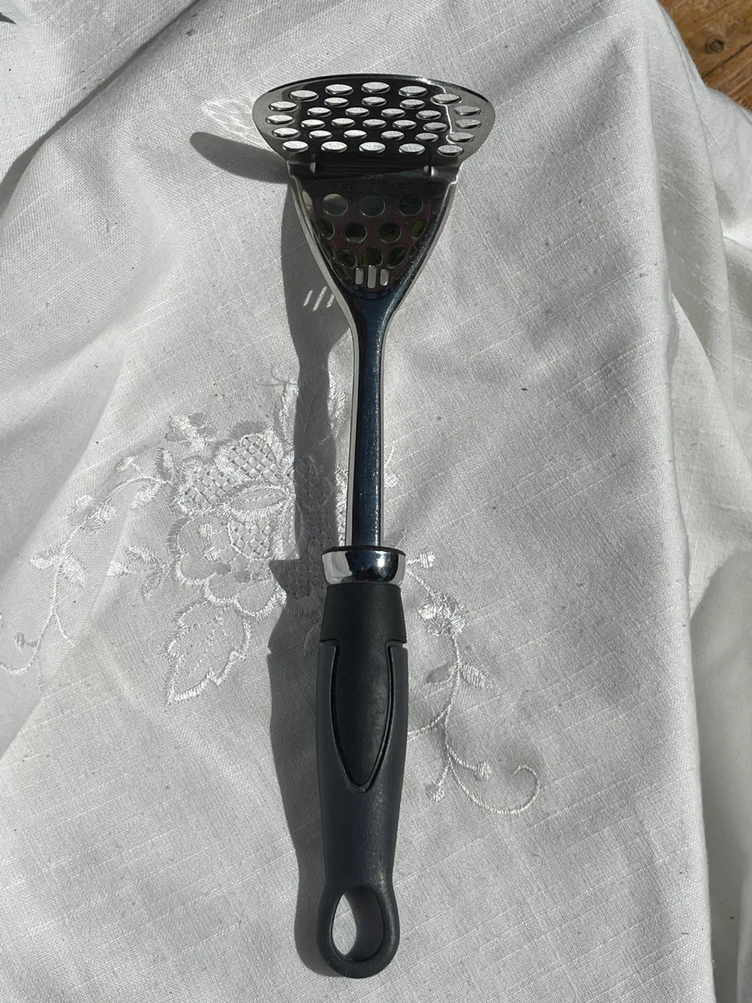 Stainless Steel Potato Masher image indicator(4)