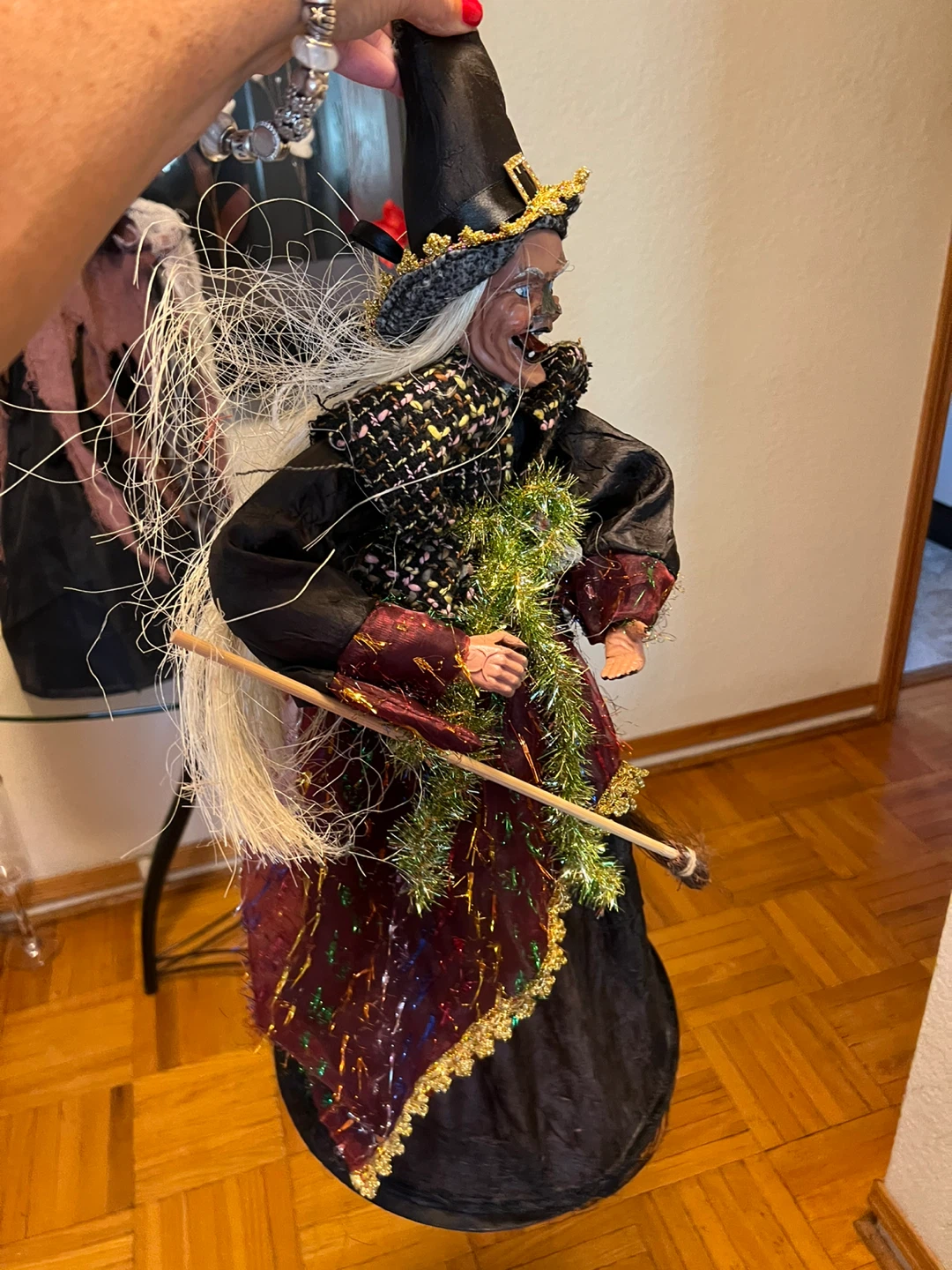 Halloween Witch Decoration - photo 2