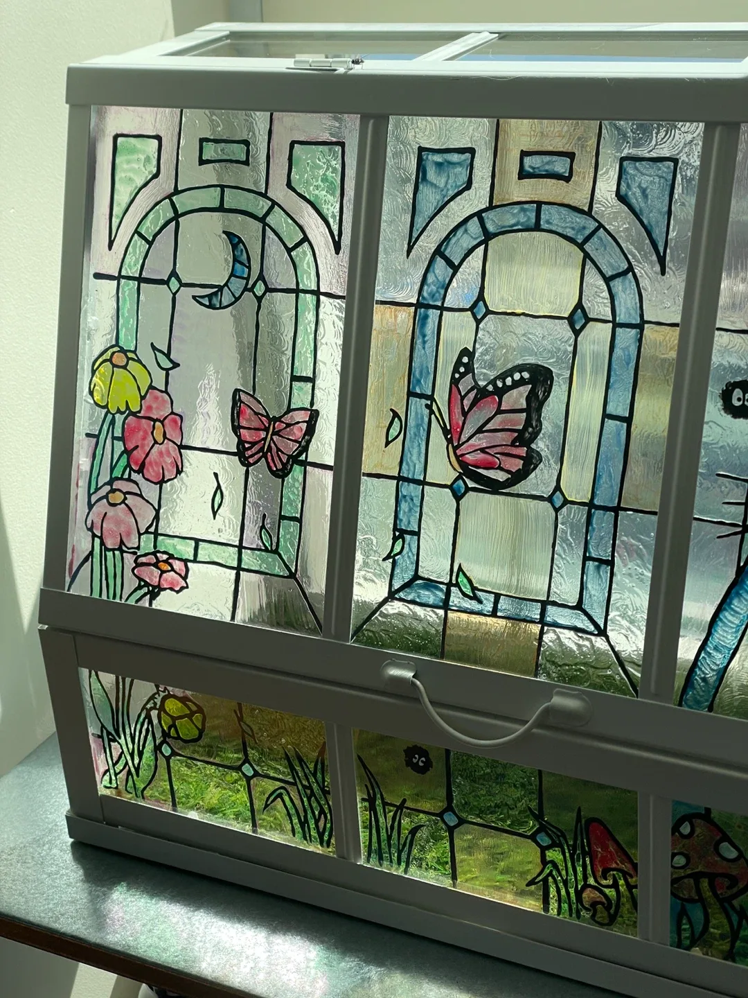 Gallery glass paints to make stained glass effect image indicator(3)