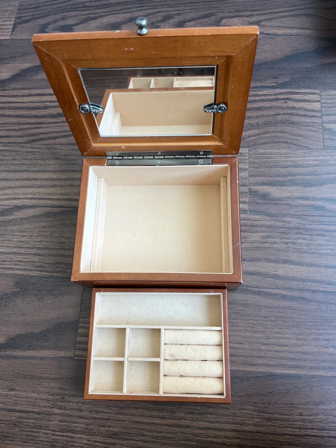 Wooden Jewelry Box with Photo Frame image indicator(3)