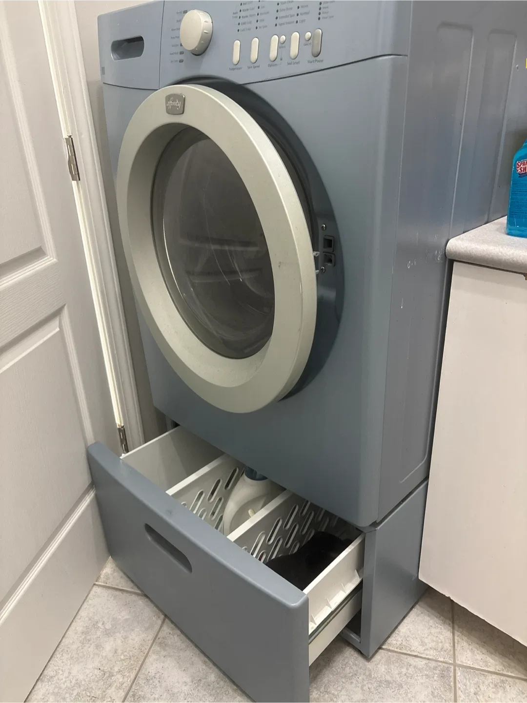 Frigidaire Affinity Front Load Washer image indicator(4)