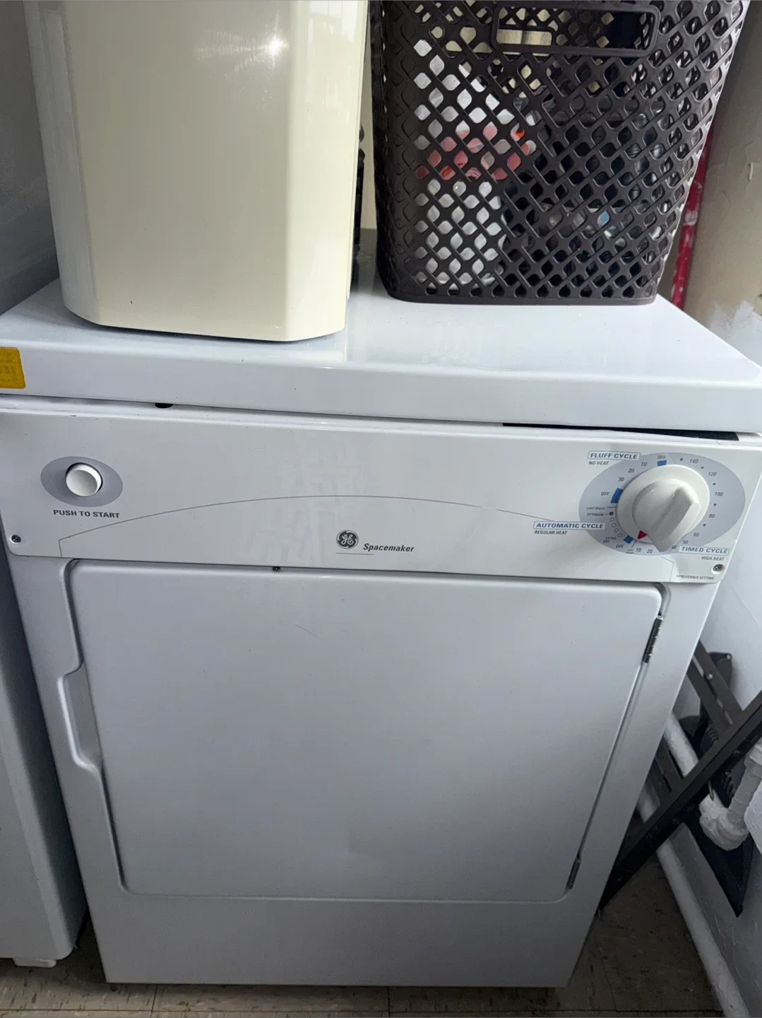 GE Spacemaker Laundry Dryer - White image indicator(5)